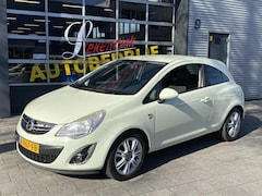 Opel Corsa - 1.4-16V - Navigatie I Airco I Stoel verwarming I Sport velgen I Dealer onderhouden