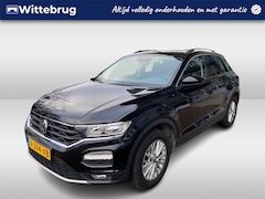 Volkswagen T-Roc - 1.0 TSI Style Business Navi/Carplay/Trekhaak