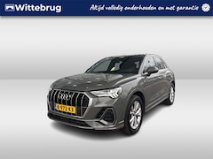 Audi Q3 - 35 TFSI S edition AUT/ Metallic/ Digitale Cockpit/ / Led/ Panoramadak/ S Line int. + ext.