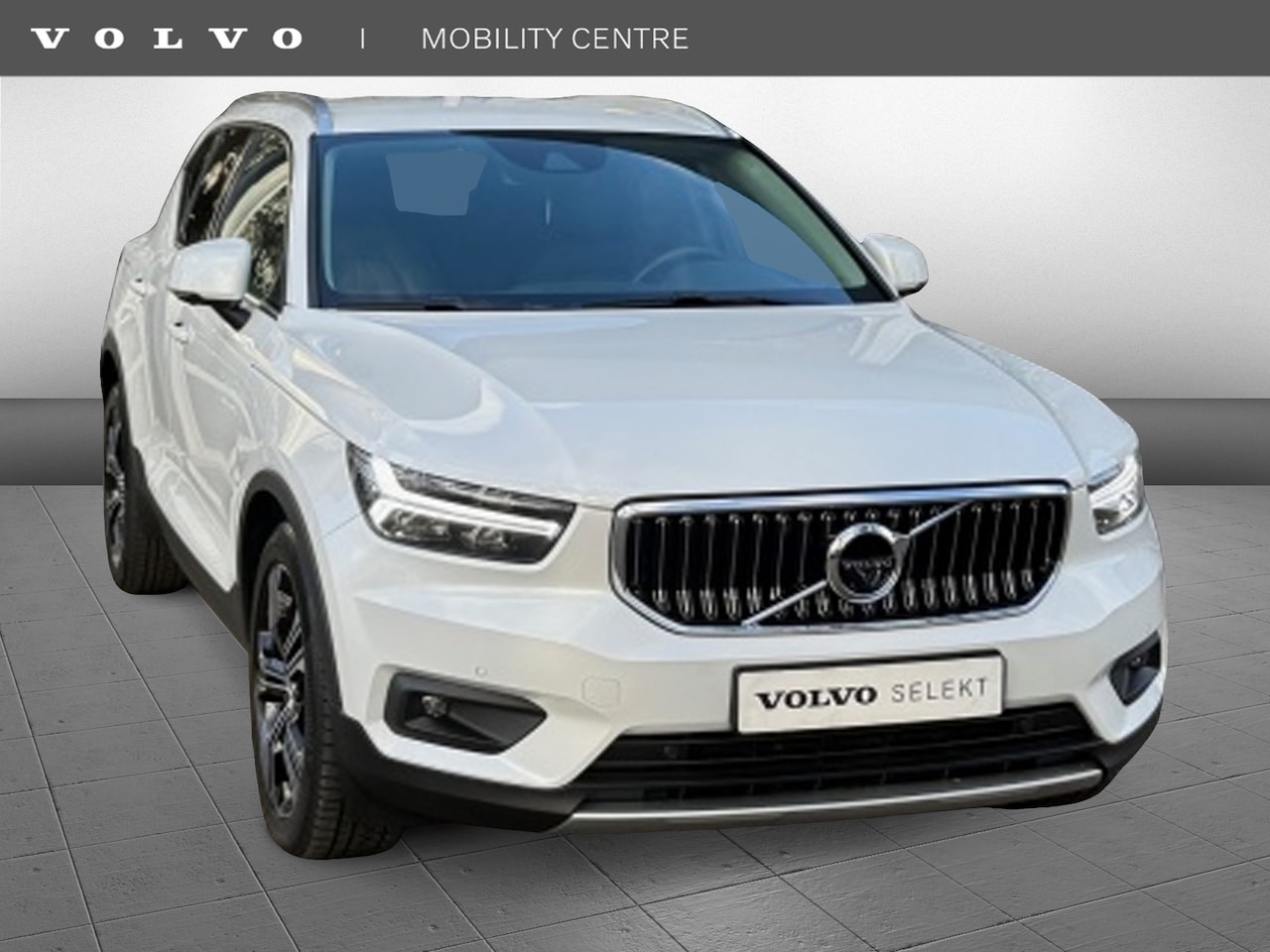 Volvo XC40 - B4 Inscription | 360° Camera | H&K Audio | Pilot Assist - AutoWereld.nl