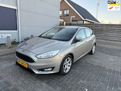 Ford Focus - 1.0 Trend Edition Clima Bj:2015 NAP