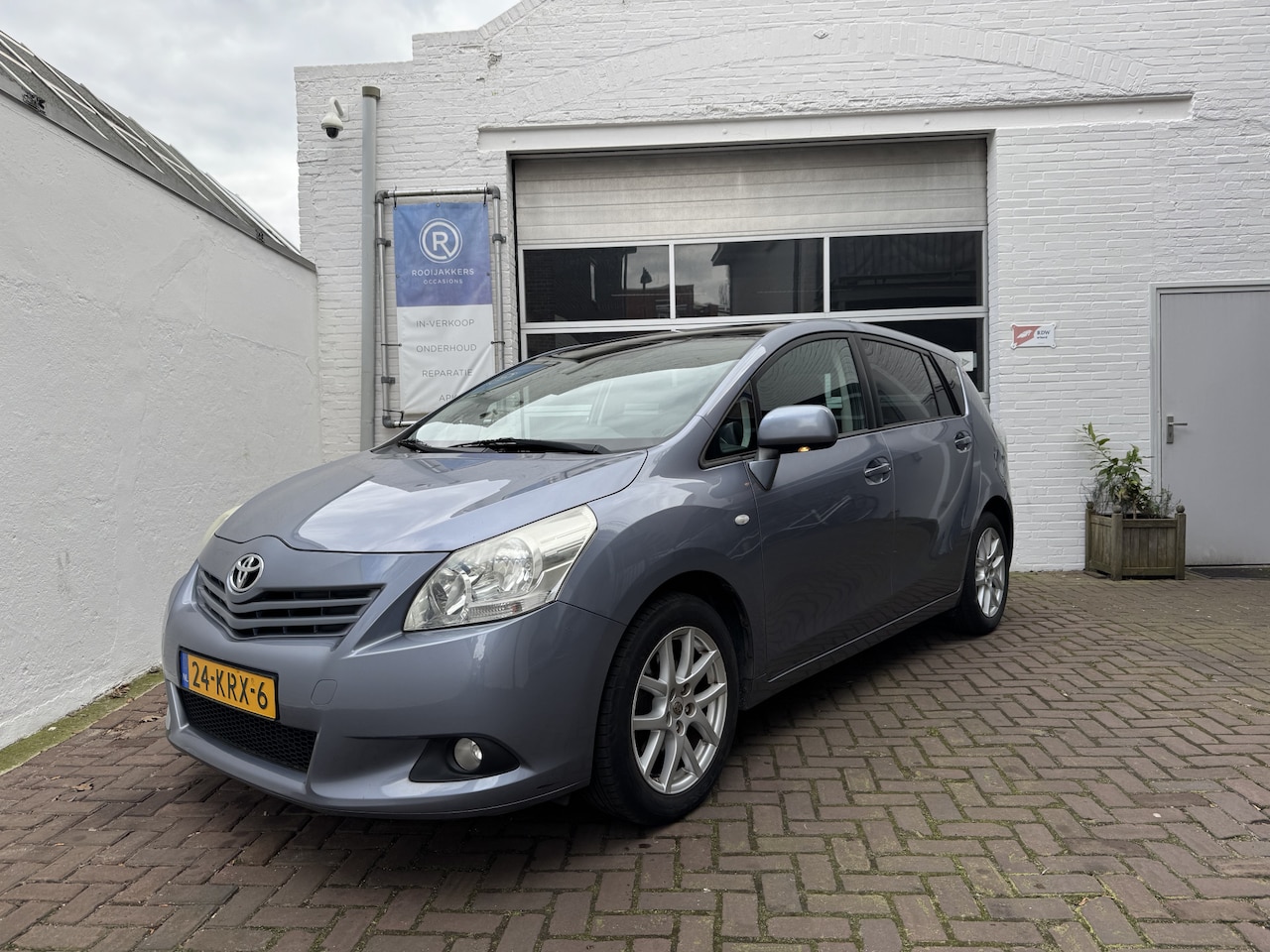 Toyota Verso - 1.8 VVT-i Panoramic 7p. Panodak/Navi/Cruisecontrol/Clima/Achteruitrijcamera/Stoelverwarmin - AutoWereld.nl