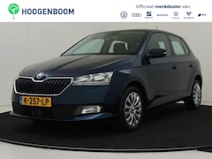 Skoda Fabia - 1.0 TSI Ambition | CarPlay | Parkeersensoren achter | Cruise control | Airco | DAB radio |