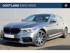 BMW 5-serie - 540i xDrive High Executive M Sport Automaat / Soft Close / Adaptieve LED / Comfort Access