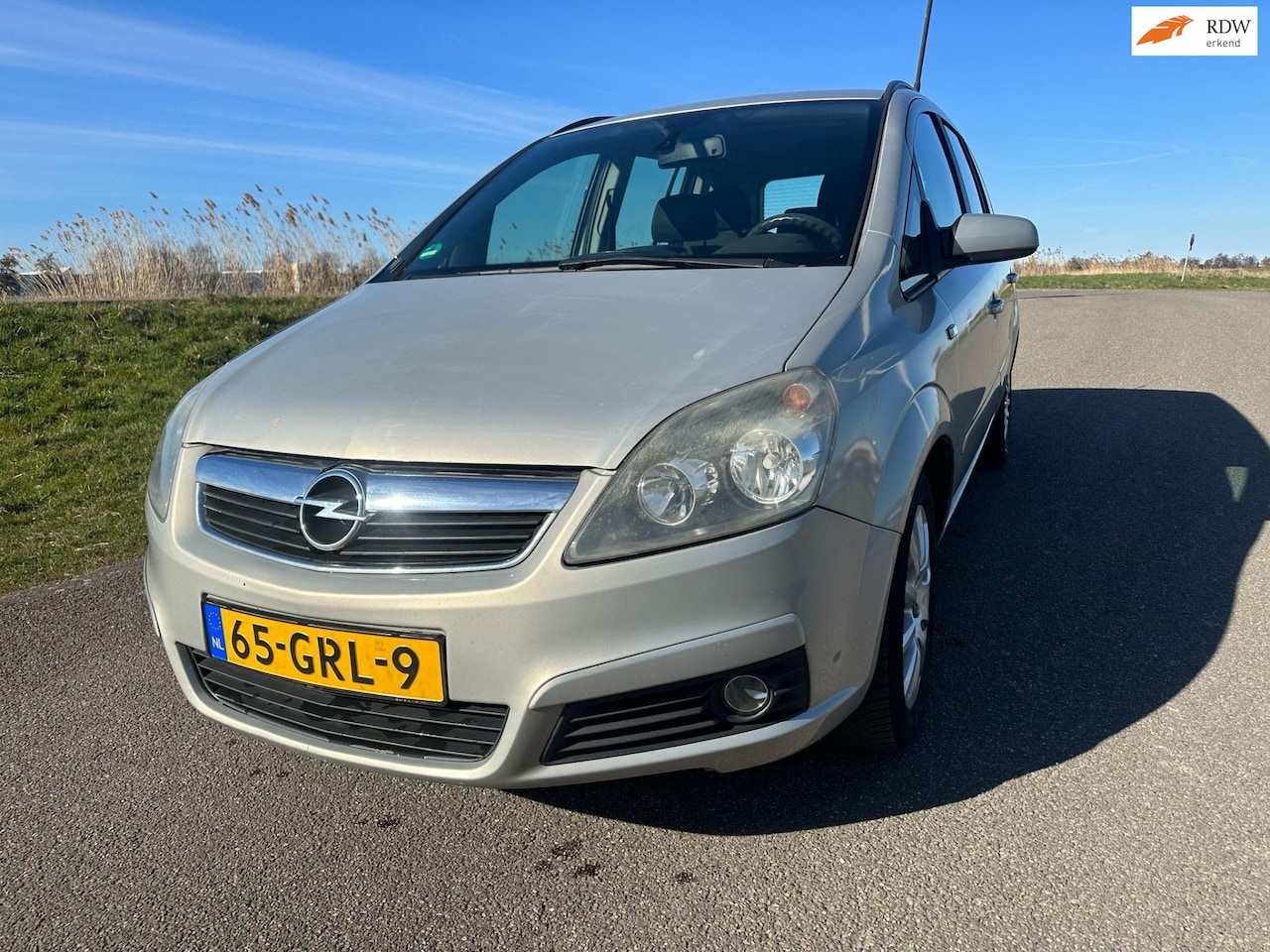 Opel Zafira - 1.8 Essentia 7 persoons ! incl apk en garantie ! - AutoWereld.nl