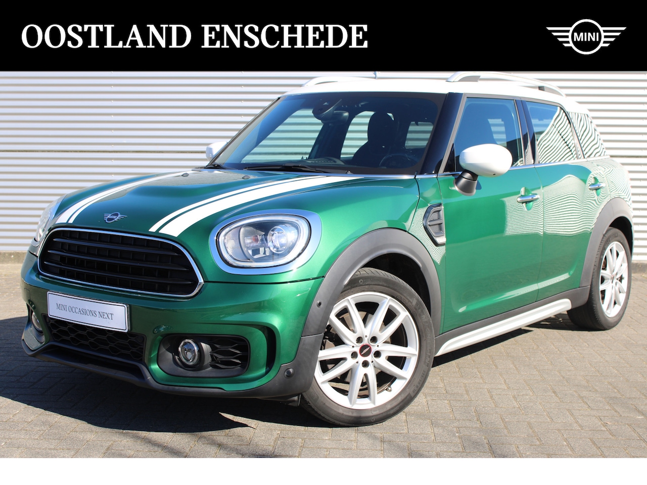 MINI Countryman - Cooper Automaat / JCW Trim Pakket / Comfort Access / Stoelverwarming / Cruise Control / LE - AutoWereld.nl