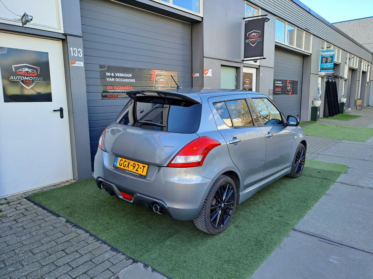 Suzuki Swift - 1.6 Sport 2015 5DRS Keyless Xenon Clima Cruise - AutoWereld.nl