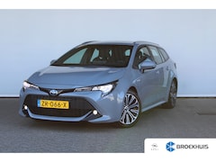 Toyota Corolla Touring Sports - 1.8 Hybrid First Edition | Achteruitrijcamera | LED koplampen | Navigatiesysteem full map