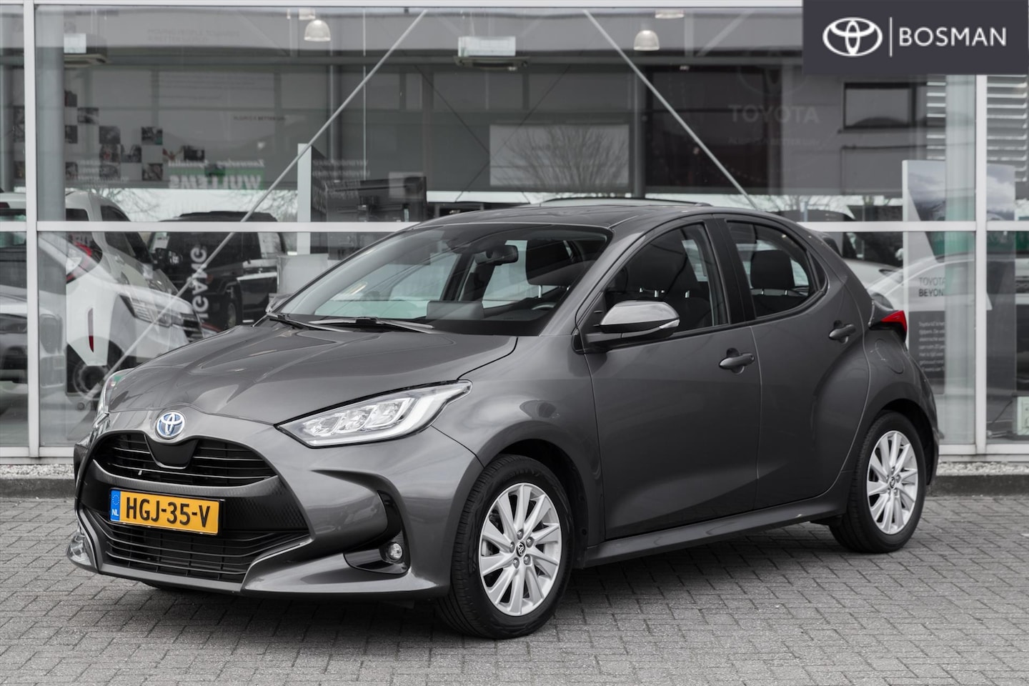 Toyota Yaris - 1.5 Hybrid 116pk CVT Dynamic - AutoWereld.nl