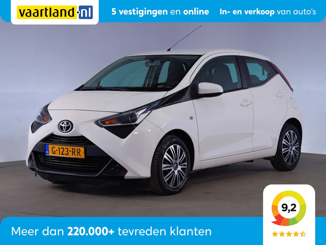 Toyota Aygo - 1.0 VVT-i x-play 5-drs [ Camera Cruise Airco ] - AutoWereld.nl