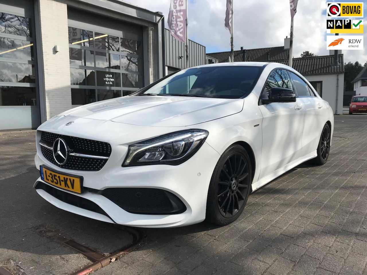 Mercedes-Benz CLA-Klasse - 180 Prestige automaat - AutoWereld.nl