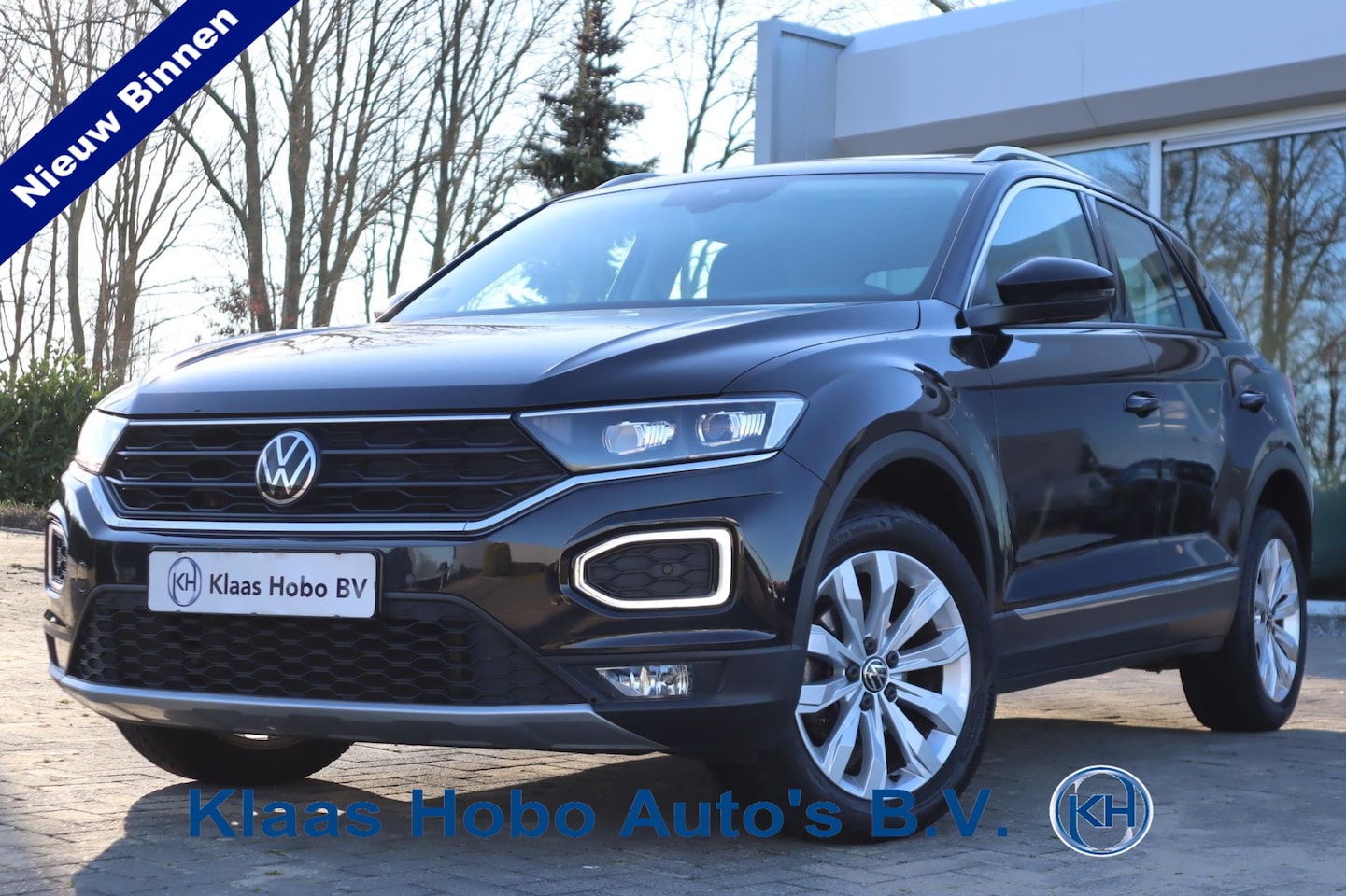 Volkswagen T-Roc - 1.5 TSI Sport Pano, Trekhaak, Camera, Virtual Cockpit - AutoWereld.nl