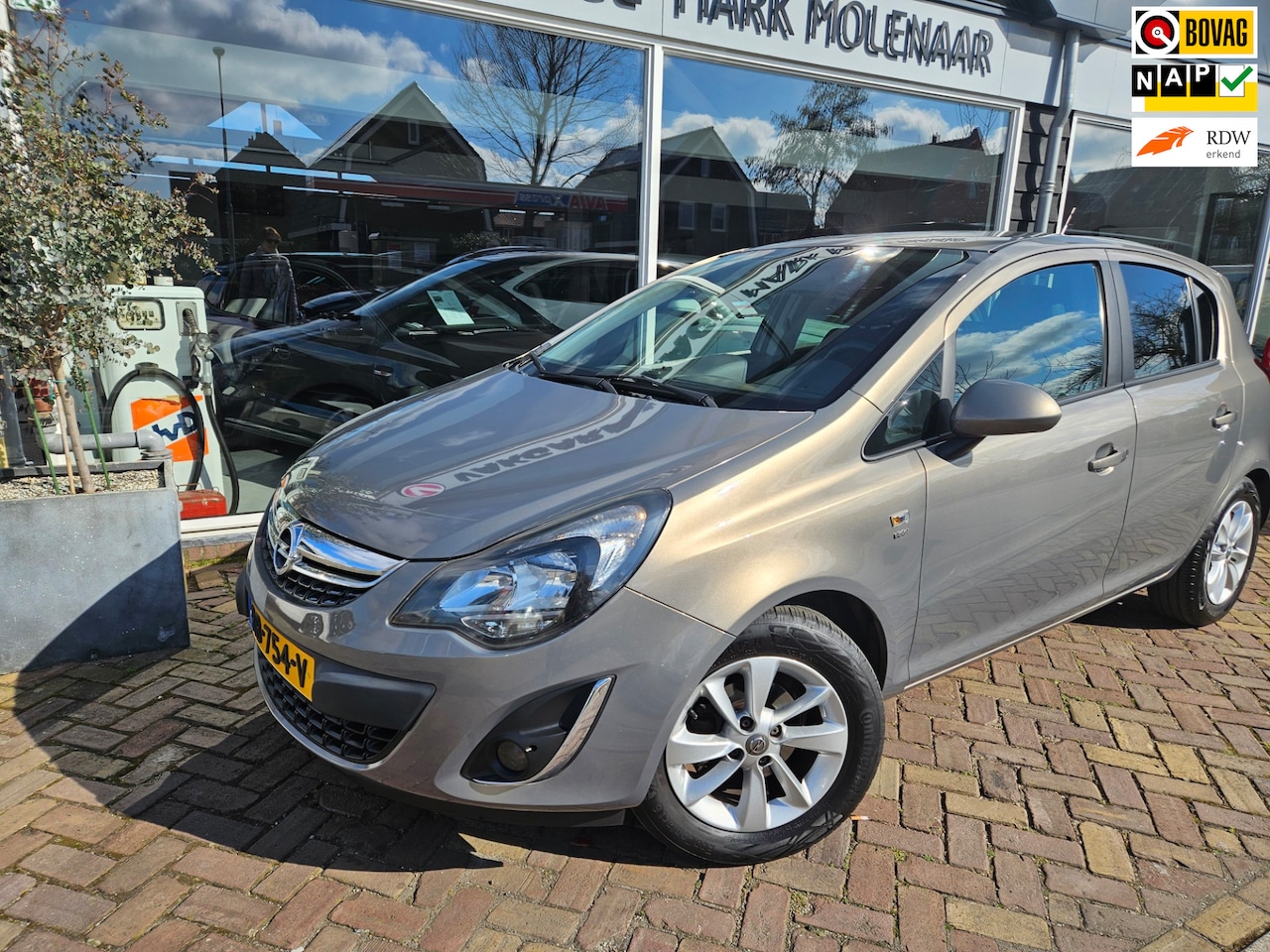 Opel Corsa - 1.4-16V 1.4-16V - AutoWereld.nl