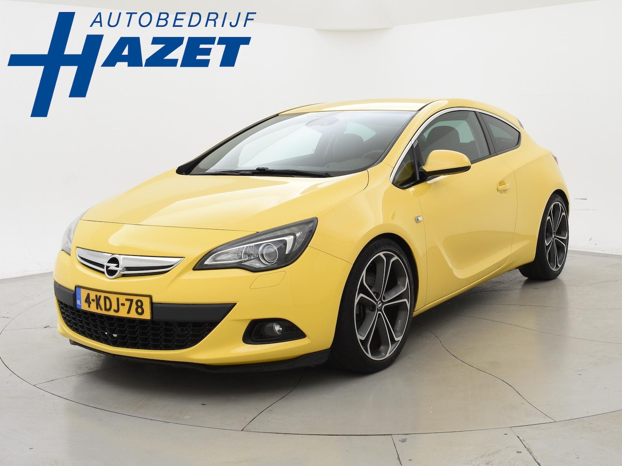 Opel Astra GTC - 1.4 TURBO 140 PK SPORT + LEDER | SPORTSTOELEN | 20 INCH | XENON - AutoWereld.nl