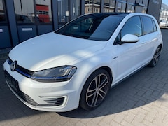 Volkswagen Golf - 1.4 TSI GTE DSG PANORAMADAK