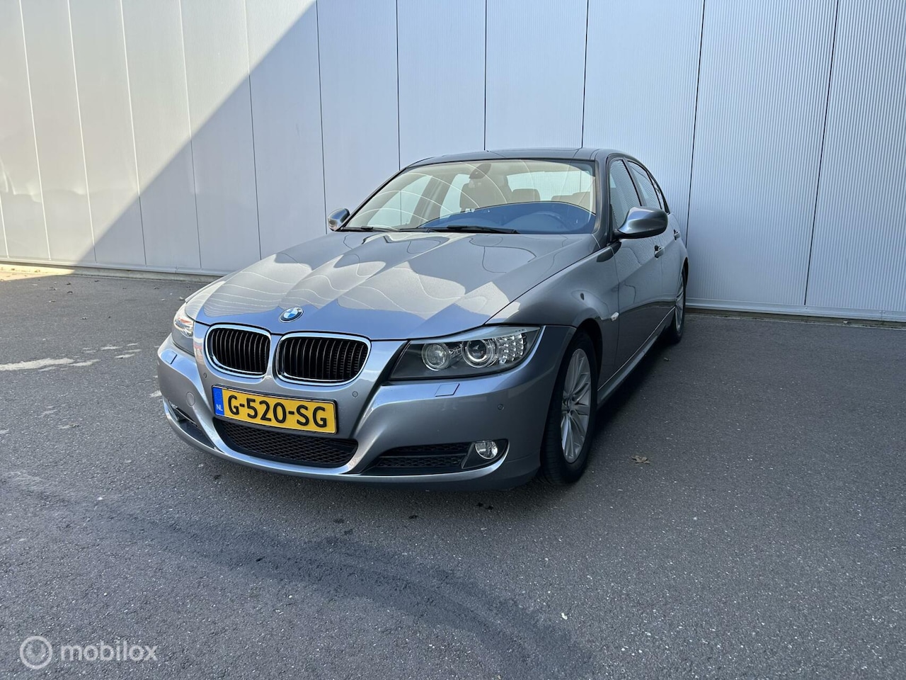 BMW 3-serie - 320i High Executive 320i High Executive, nw. distr, veel opties - AutoWereld.nl