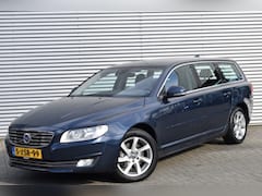 Volvo V70 - 2.0 D3 AUT. MOMENTUM / LEDER / EL. A-KLEP / STOEL + VOORRUIT VER