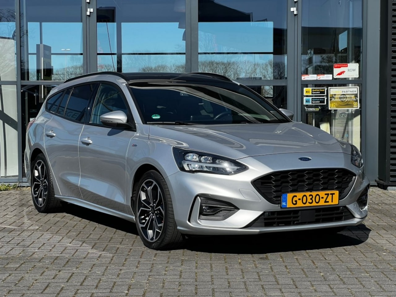 Ford Focus - 1.0 ECOB. ST L. BNS - AutoWereld.nl