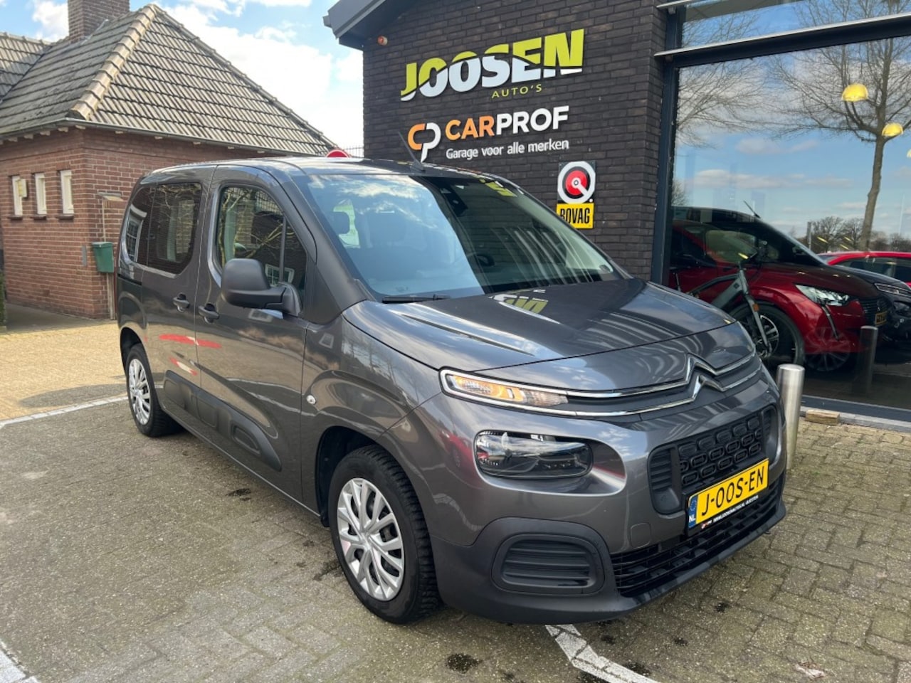 Citroën Berlingo - 1.2 PureTech Live 1.2 PURETECH LIVE - AutoWereld.nl