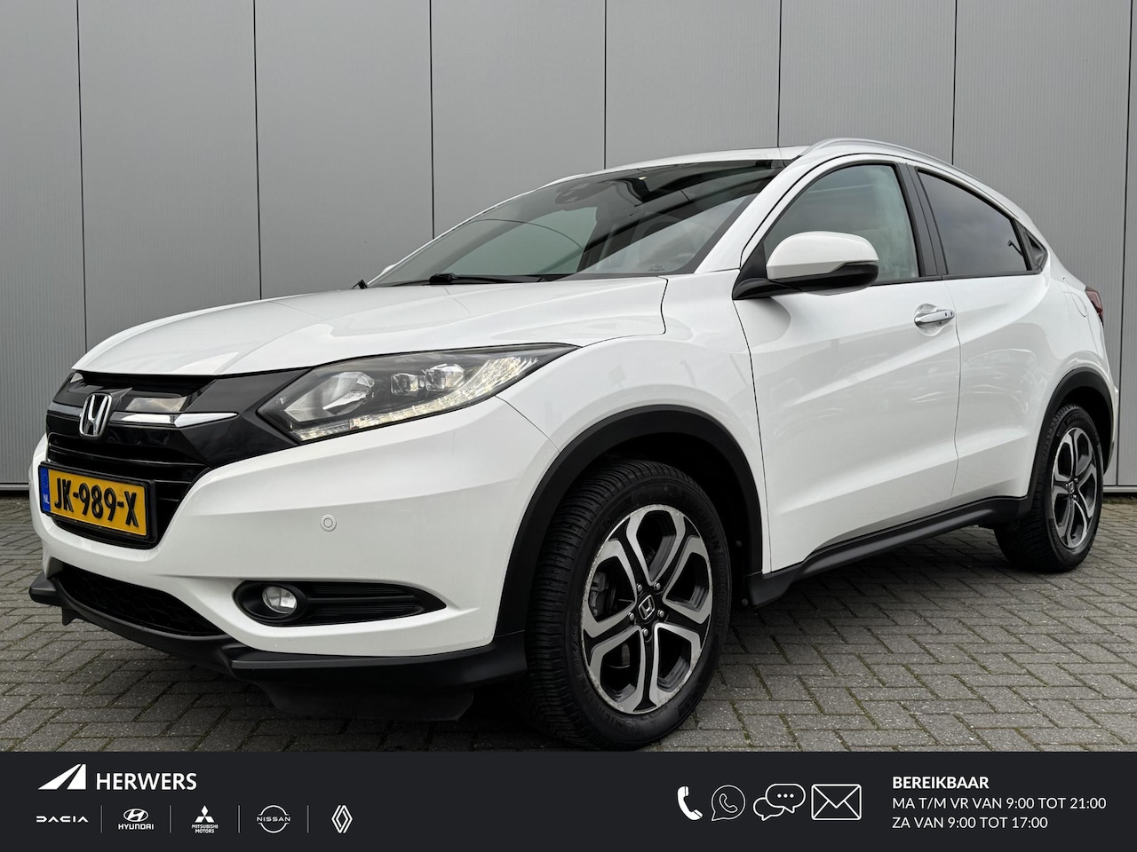 Honda HR-V - 1.5 i-VTEC Executive / 1e eig / Dealeronderhouden / Pano dak / Navigatie / - AutoWereld.nl