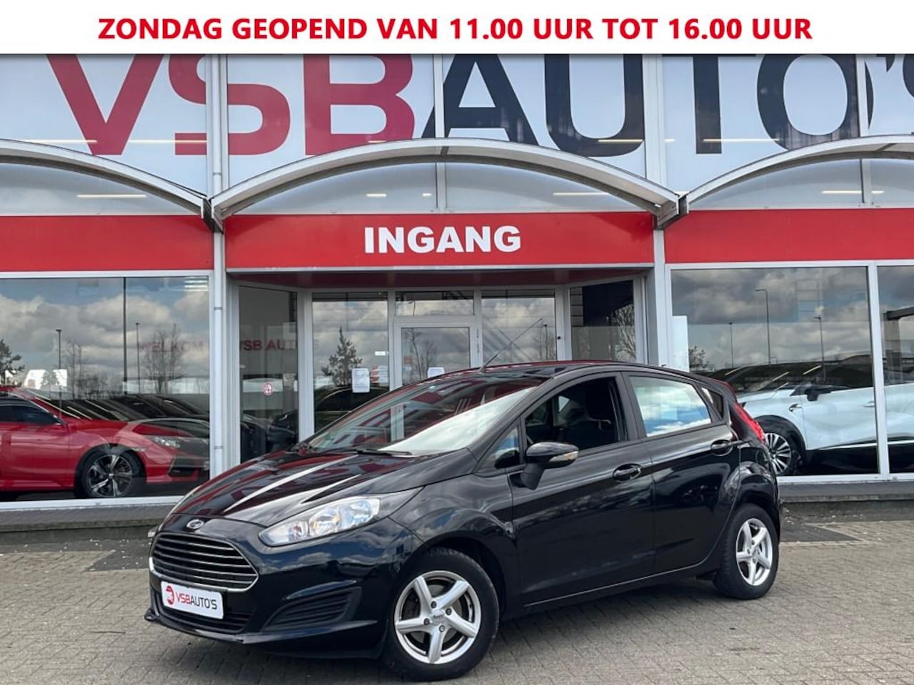 Ford Fiesta - 1.6 TDCI 95PK NAVIGATIE AIRCO TREKHAAK 5-DEURS LMV - AutoWereld.nl