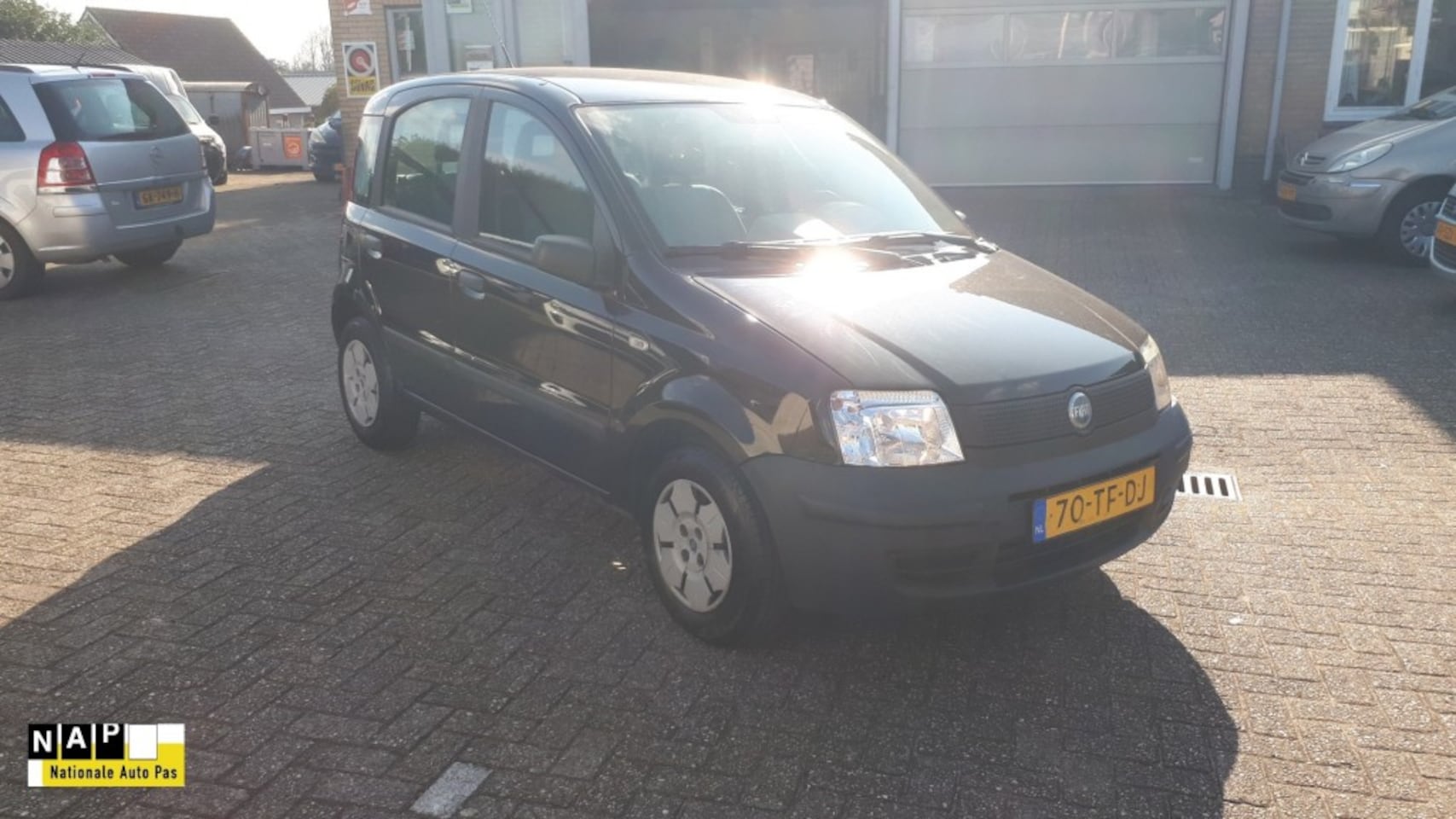 Fiat Panda - 1.1 Active RADIO-CD/STUURBEKR./CENTR.VERGR - AutoWereld.nl