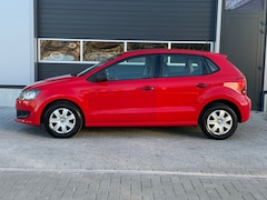 Volkswagen Polo - 1.2 TRENDLINE 5-DEURS / AIRCO / ELEKTRISCHE RAMEN