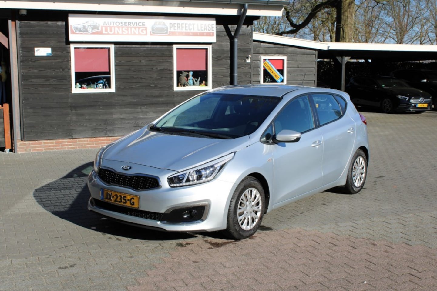 Kia Cee'd - 1.0 T-GDI Navigator - Airco Navi dealer onderhouden - AutoWereld.nl