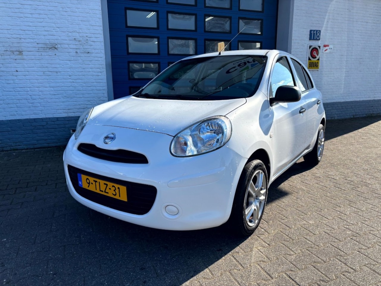 Nissan Micra - 1.2 VISIA PACK - Airco 5-deurs - AutoWereld.nl