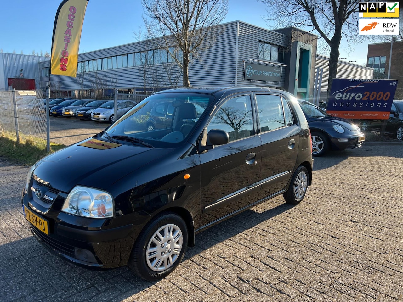 Hyundai Atos - 1.1i Young - LAGE KM STAND - NIEUWE APK ! - AutoWereld.nl