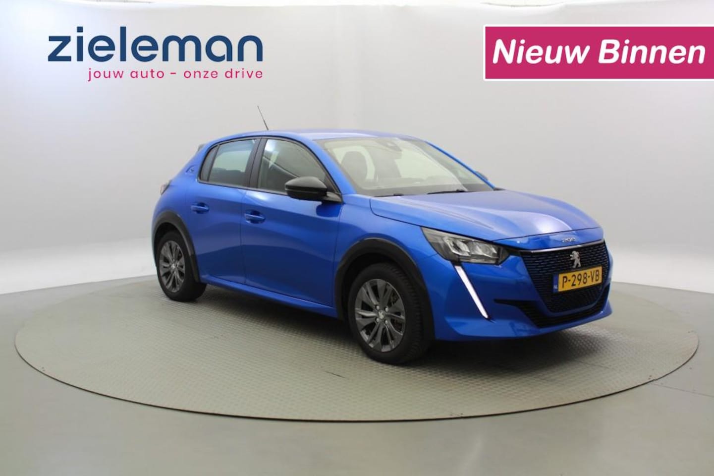 Peugeot e-208 - e-208 EV Active Pack 50 kWh - Carplay SOH 92% - AutoWereld.nl