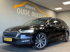 Skoda Octavia Combi - 1.4 TSI iV PHEV Business Edition Trekhaakvoorbereiding/Carplay/Stoelverwarming