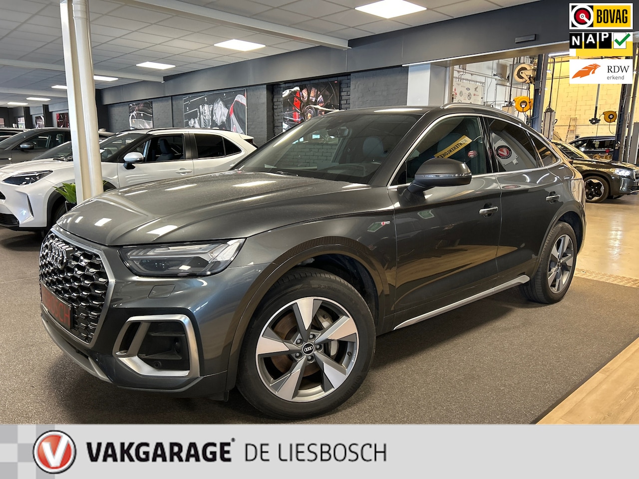 Audi Q5 Sportback - 55 TFSI e S edition 55 TFSI e S edition,pano,leer,s-line,camera,elec klep,trekhaak,virual,boeken - AutoWereld.nl