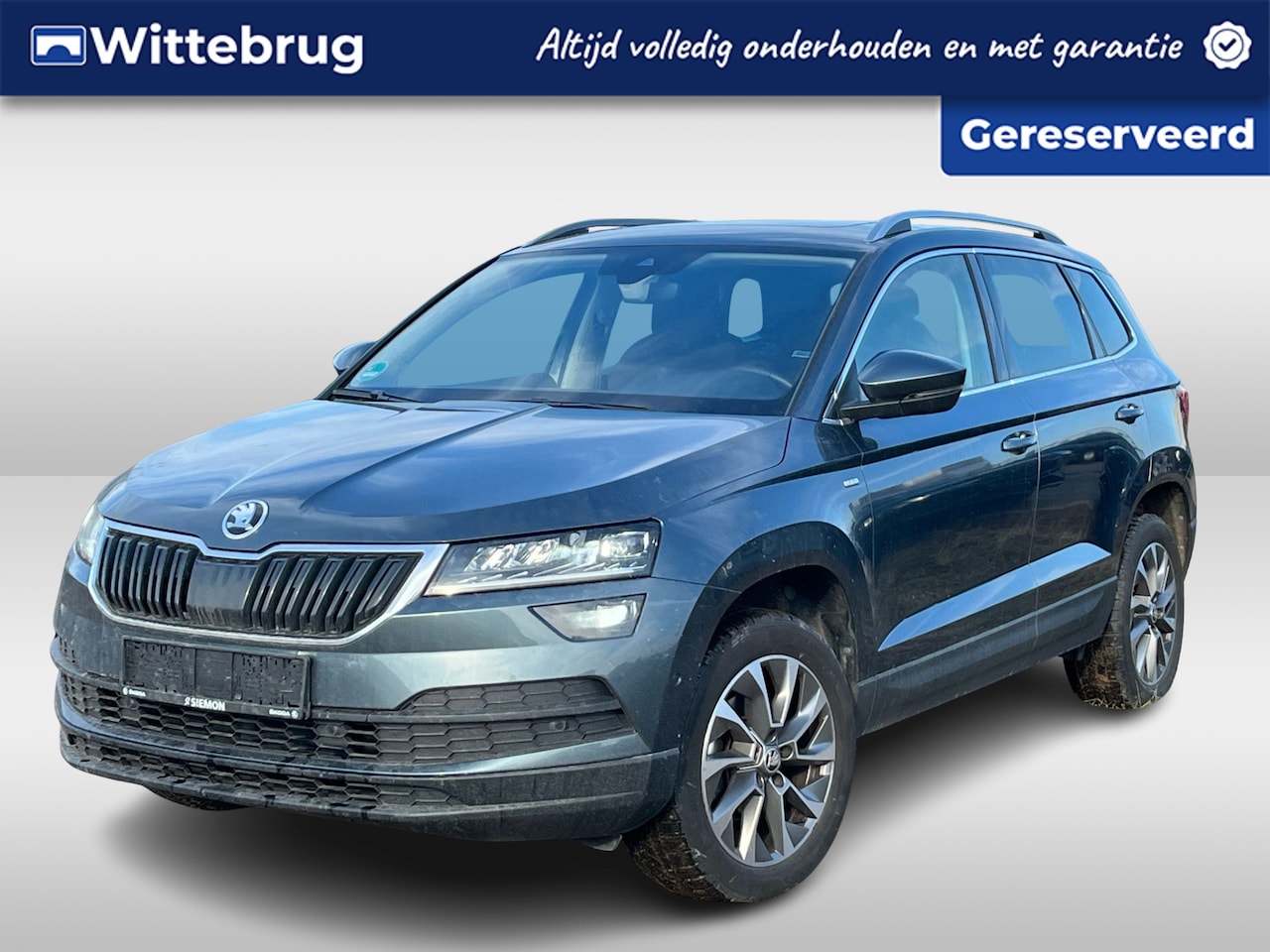 Skoda Karoq - 1.0 TSI 110PK Ambition Clever / Panoramadak / Matrix LED / Parkeersensoren V+A / Elektrisc - AutoWereld.nl