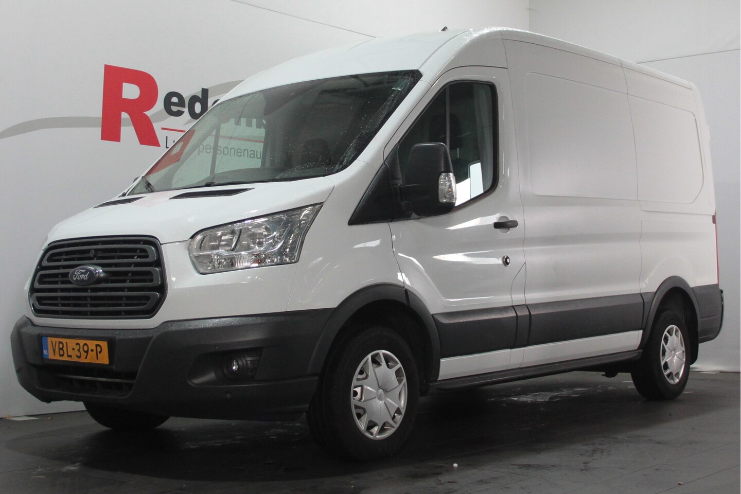 Ford Transit - 290 2.0 TDCI L2H2 Trend - Bluetooth / Parksens. / Trekhaak - AutoWereld.nl