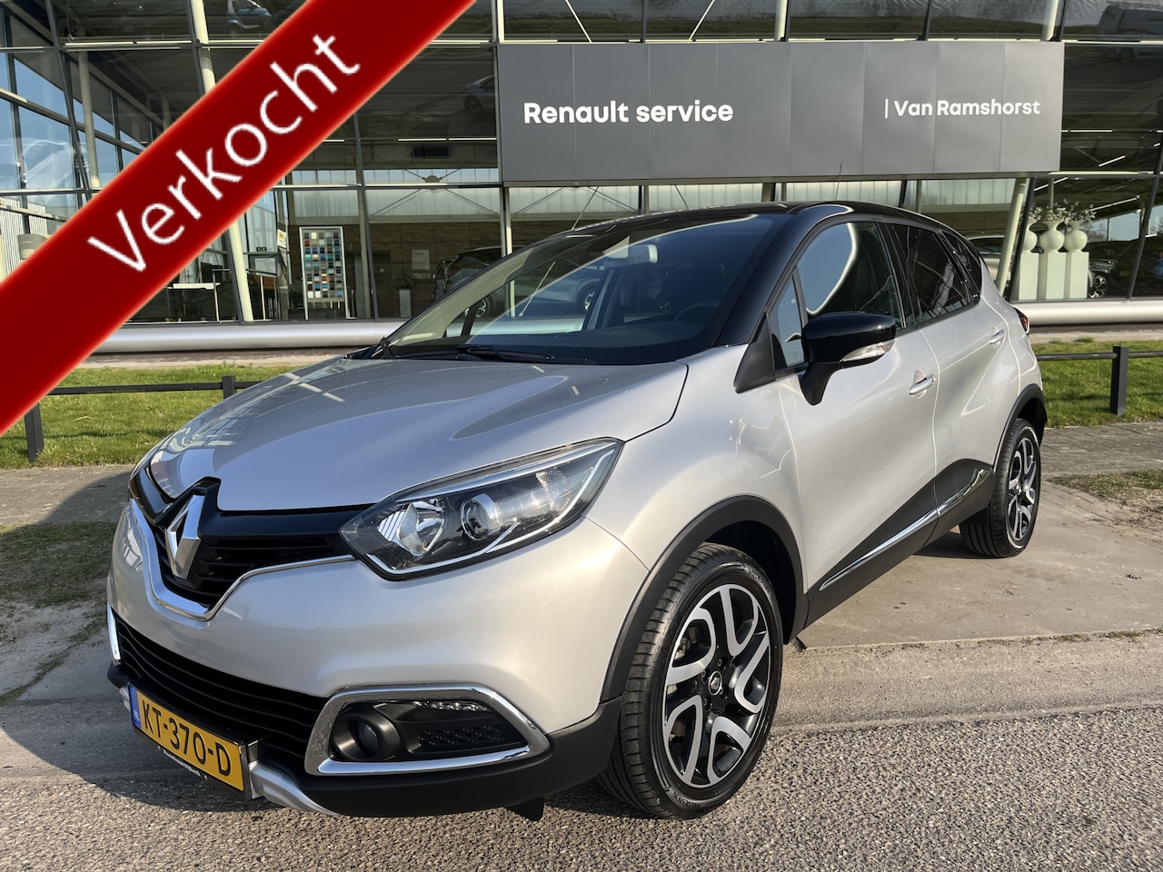 Renault Captur - 1.2 TCe 120 PK / Xmod / Dealer onderhouden / Automaat / Keyless / Camera / Stoelverw. / PD - AutoWereld.nl