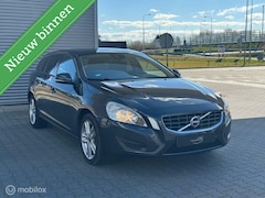 Volvo V60 - 2.0 D3 Summum