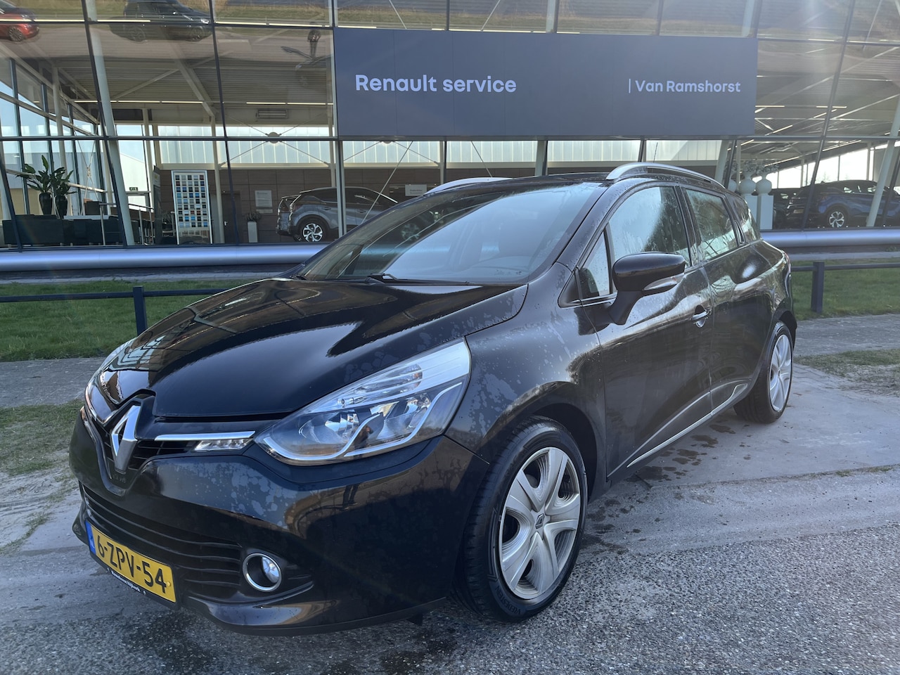 Renault Clio Estate - 1.5 dCi ECO / Distri-Riem Vervangen / Airco / Cruise / PDC. Achter / Elek Spiegels / - AutoWereld.nl