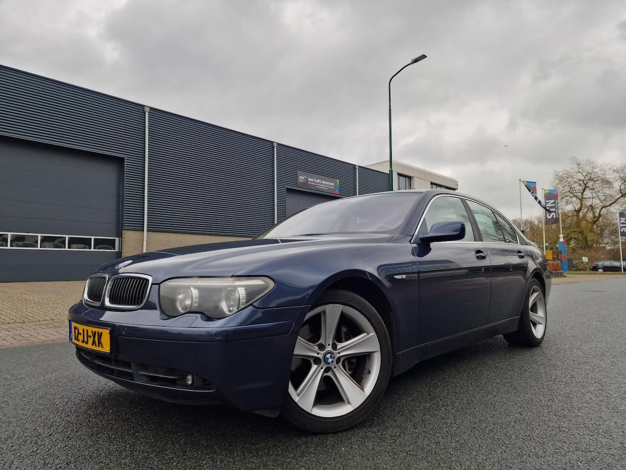 BMW 7-serie - 745i Executive AUT LEDER PSENSOR FULL OPTIONS - AutoWereld.nl