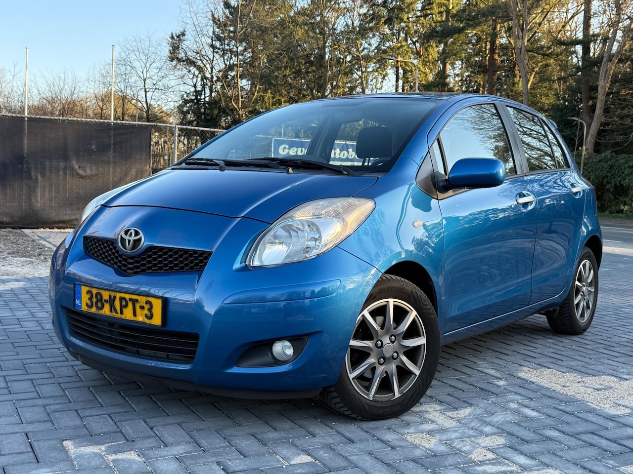 Toyota Yaris - 1.3 VVTi Aspiration/Clima/LMV/NAP/Elekt Raam - AutoWereld.nl