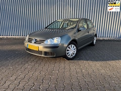 Volkswagen Golf - 1.6 FSI Trendline | 1E EIGENAAR | 5 DRS | AIRCO | CRUISE