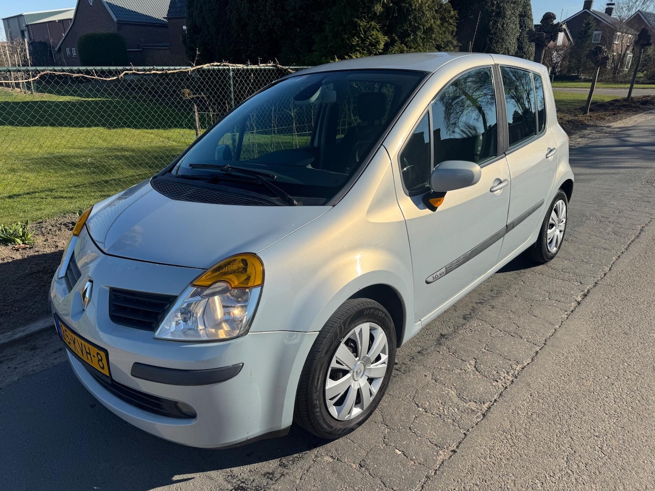 Renault Modus - 1.6-16V Privilège Comfort Airco 5 Deurs - AutoWereld.nl