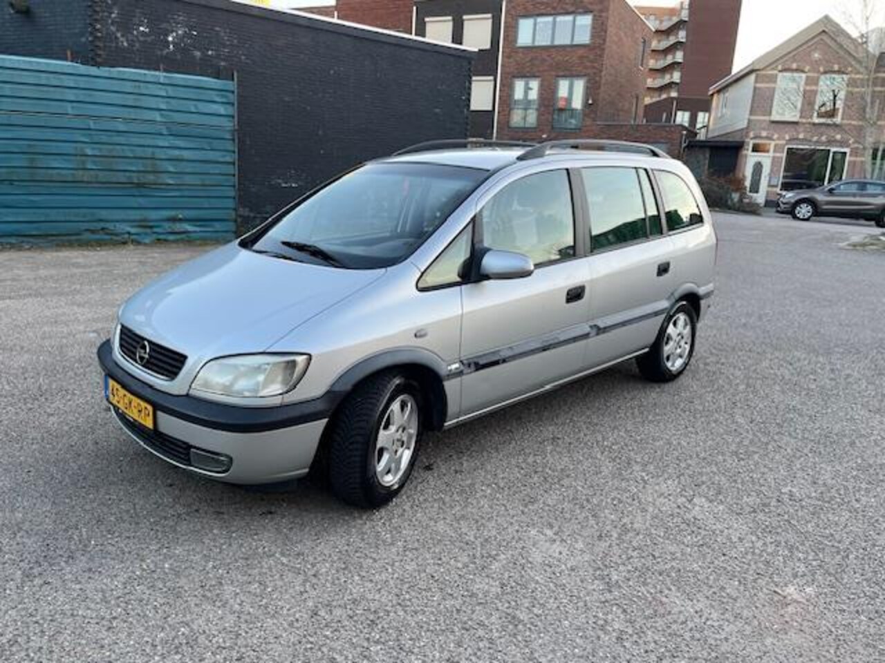 Opel Zafira - 2.2-16V Elegance! 7 Persoons! Trekhaak! Airco! - AutoWereld.nl