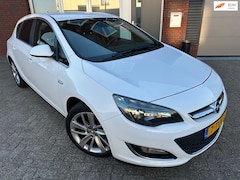 Opel Astra - 1.4 Turbo Sport / Navi / Leder / PDC / 18 inch / Cruise