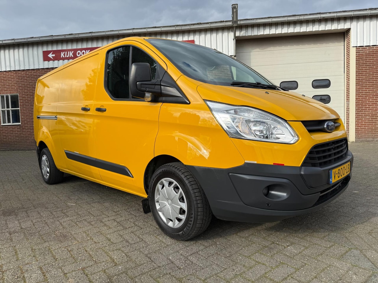 Ford Transit Custom - 290 2.0 TDCI L2 230v euro 6 Trend - AutoWereld.nl