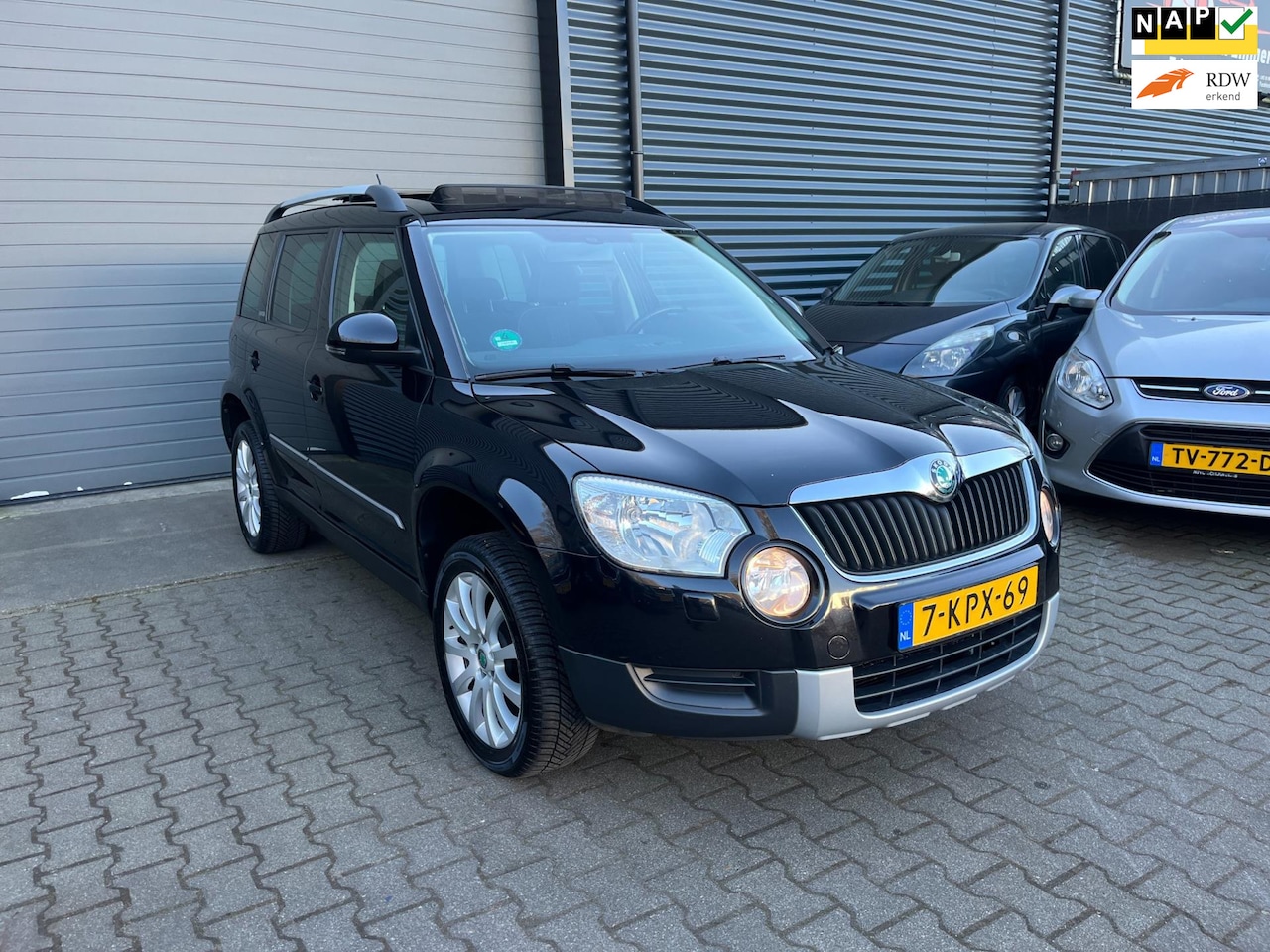 Skoda Yeti - 1.2 TSI Adventure PANO/AUTOMAAT/TREKHAAK - AutoWereld.nl