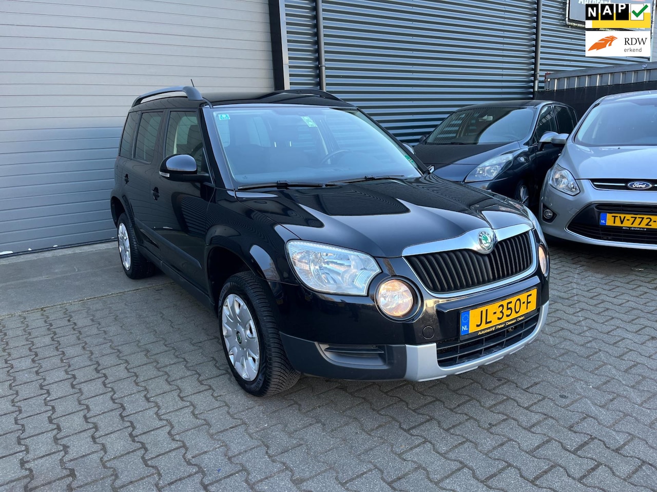 Skoda Yeti - 1.2 TSI Active Plus TREKHAAK/STOELVERWARMING - AutoWereld.nl