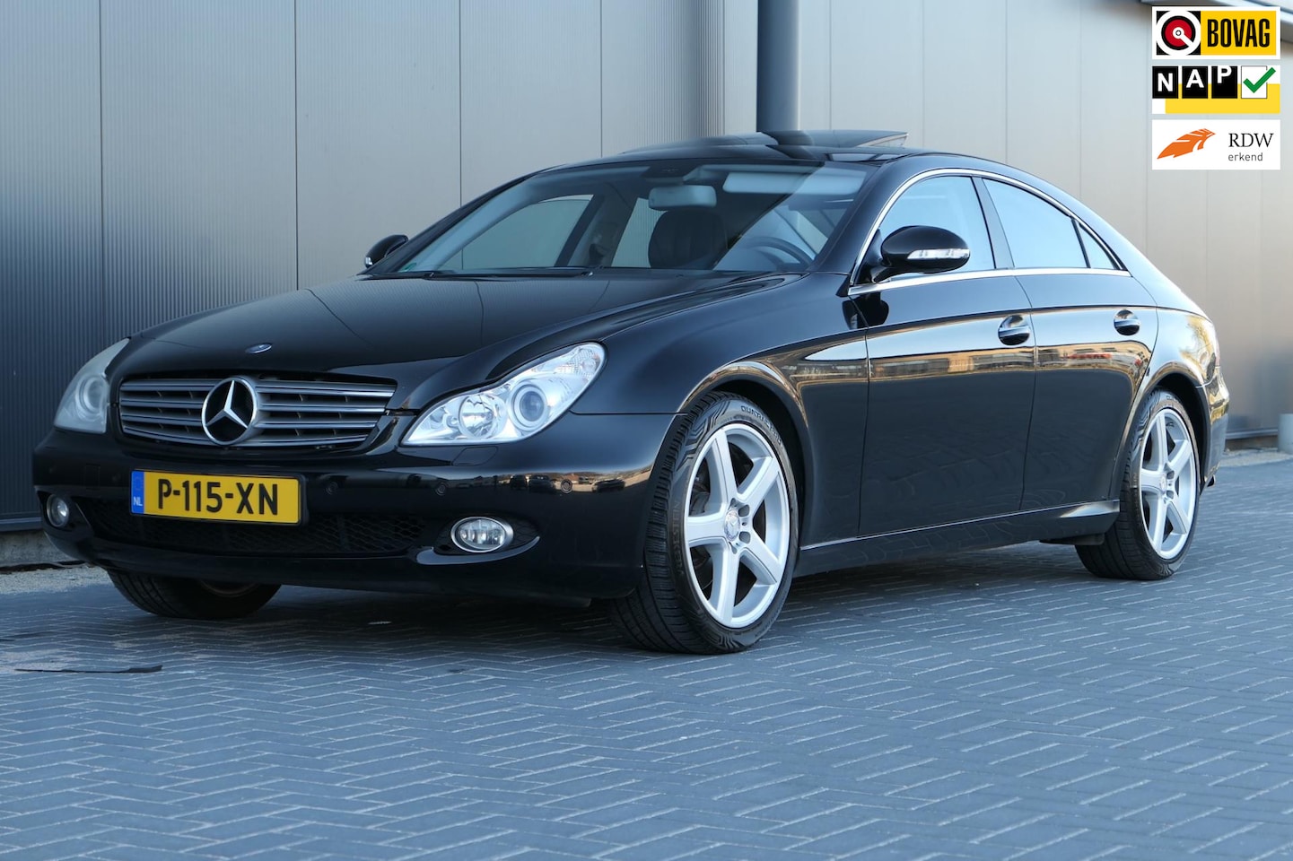 Mercedes-Benz CLS-klasse - 350 CGI Schuifdak 292pk Leder Navi Luchtvering Youngtimer - AutoWereld.nl