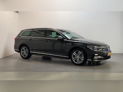 Volkswagen Passat Variant - 1.5 TSI 150pk DSG Elegance Business R R-Line Virtual Cockpit Stoelverwarming Navigatie DAB