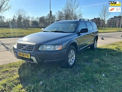 Volvo XC70 - 2.5 T Momentum